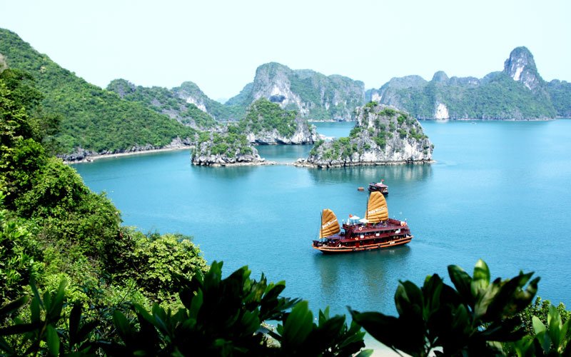 halong-bay-vietnam-anmon-glamping-resort